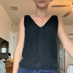 Woolen tank